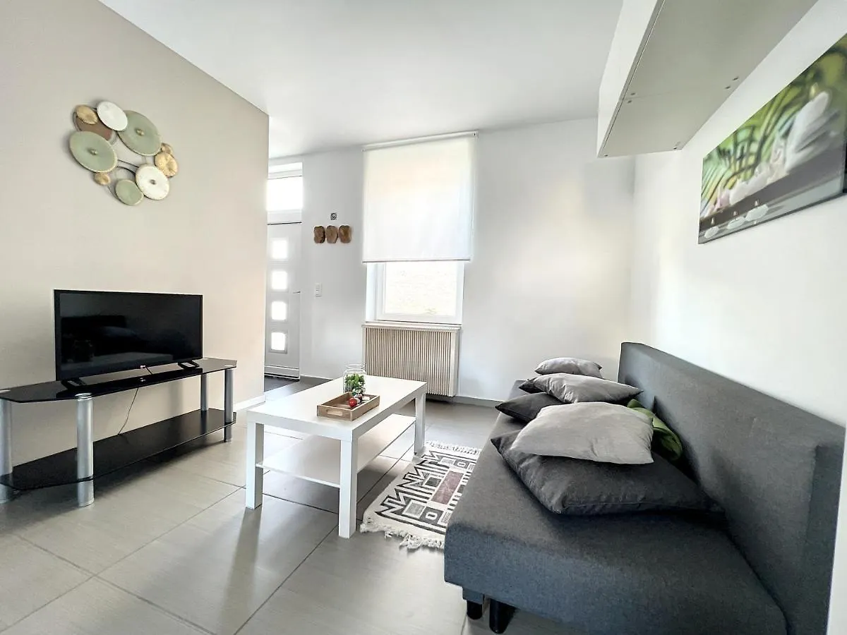 בית נופש Albert 20 Brussels-Charleroi-Airport
